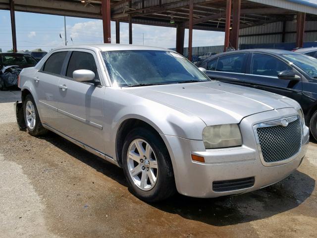 2C3LA43R36H272823 - 2006 CHRYSLER 300 SILVER photo 1