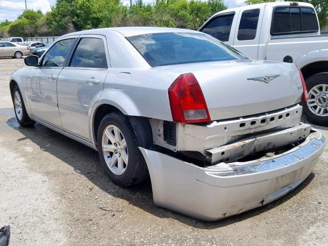 2C3LA43R36H272823 - 2006 CHRYSLER 300 SILVER photo 3