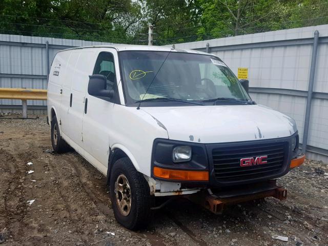 1GTFG15X331187251 - 2003 GMC SAVANA G15 WHITE photo 1