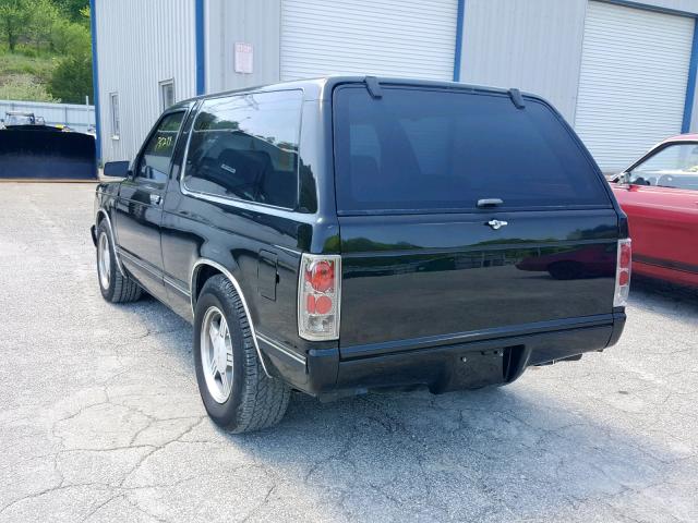 1G8CS18B3E0160586 - 1984 CHEVROLET BLAZER S10 BLACK photo 3