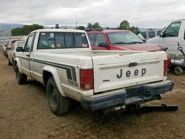 1J7FT36L1KL402967 - 1989 JEEP COMANCHE P WHITE photo 3