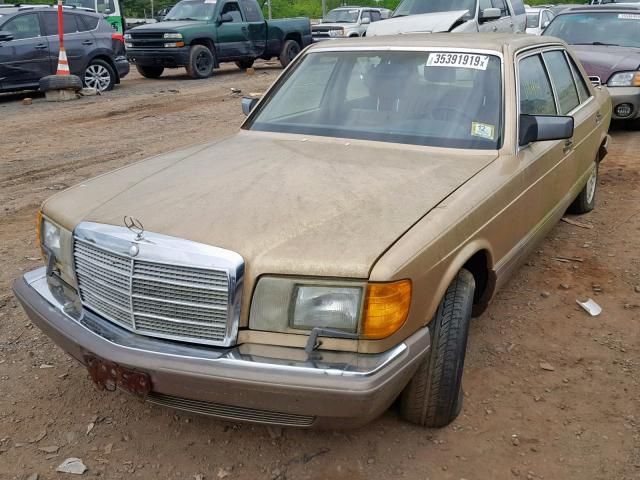 WDBCA39D1GA221093 - 1986 MERCEDES-BENZ 560 SEL GOLD photo 2