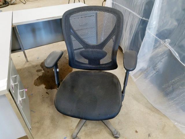 undefined - 2000 DESK /CHAIR  photo 10