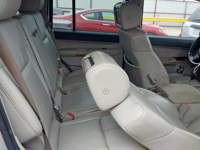 1J8HH58N46C283446 - 2006 JEEP COMMANDER SILVER photo 6