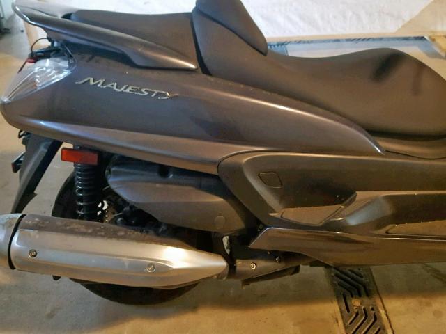 JYASH03Y35A001241 - 2005 YAMAHA YP400 GRAY photo 7