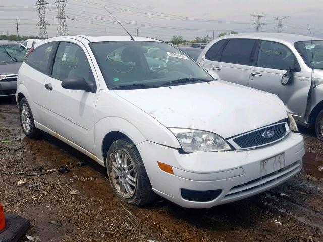 1FAFP31N97W332470 - 2007 FORD FOCUS ZX3 WHITE photo 1