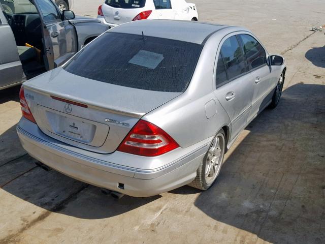 WDBRF76J65F607294 - 2005 MERCEDES-BENZ C 55 AMG SILVER photo 4