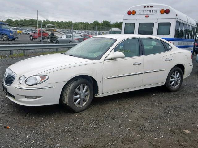 2G4WD582191237031 - 2009 BUICK LACROSSE C WHITE photo 2