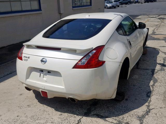 JN1AZ4EH5GM934810 - 2016 NISSAN 370Z BASE WHITE photo 4