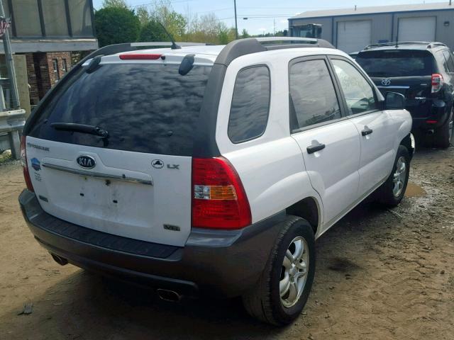 KNDJE723887540382 - 2008 KIA SPORTAGE E WHITE photo 4