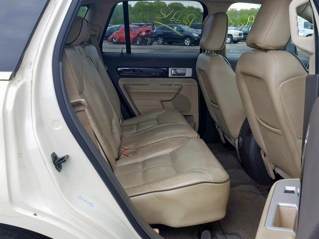 2LMDU88C18BJ40426 - 2008 LINCOLN MKX CREAM photo 6