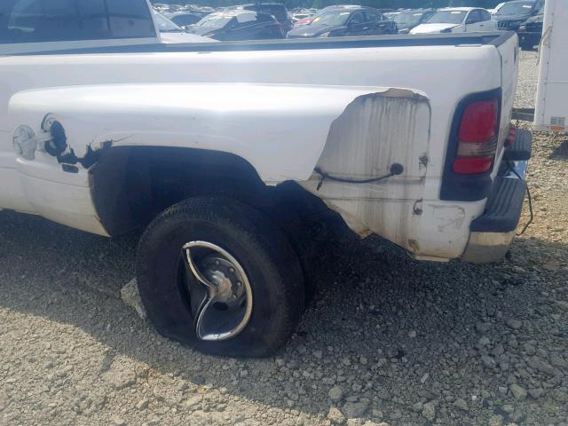 3B7MC336X2M263347 - 2002 DODGE RAM 3500 WHITE photo 9