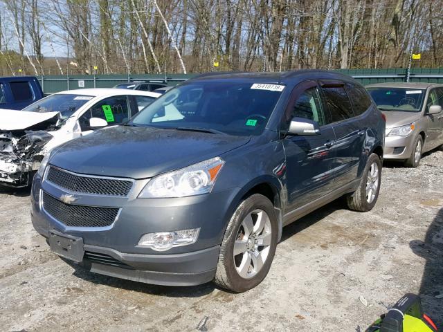 1GNLVFED7AJ250786 - 2010 CHEVROLET TRAVERSE L GREEN photo 2