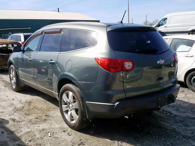 1GNLVFED7AJ250786 - 2010 CHEVROLET TRAVERSE L GREEN photo 3