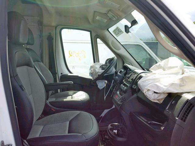 3C6TRVDG5HE543233 - 2017 RAM PROMASTER WHITE photo 5