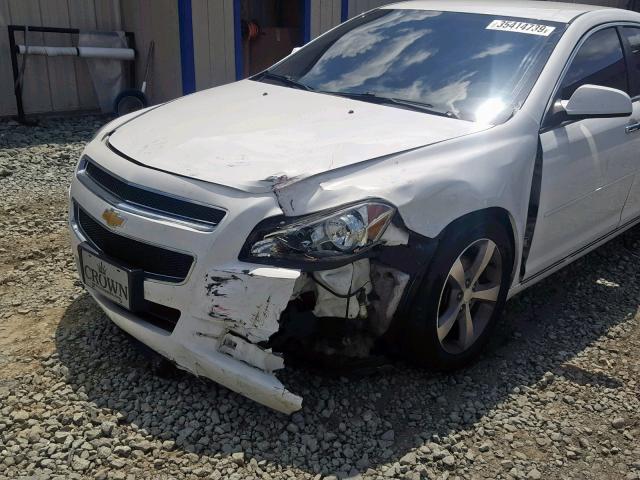 1G1ZC5E03CF348213 - 2012 CHEVROLET MALIBU 1LT WHITE photo 9