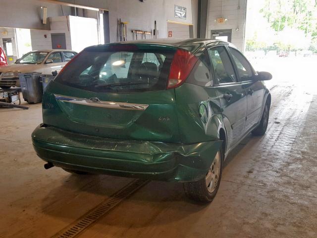 3FAFP37342R126586 - 2002 FORD FOCUS ZX5 GREEN photo 4