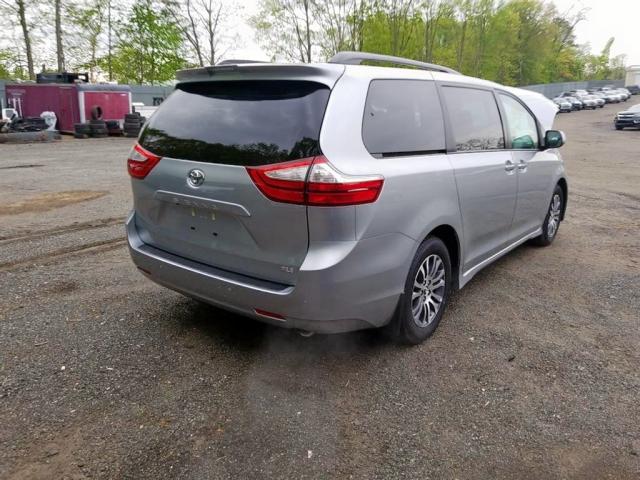 5TDYZ3DC0KS985379 - 2019 TOYOTA SIENNA LIM SILVER photo 3