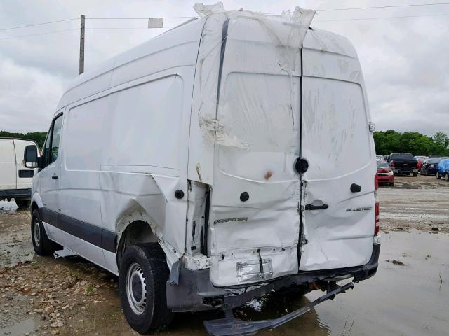 WD3PE7DC3E5826682 - 2014 MERCEDES-BENZ SPRINTER 2 WHITE photo 3