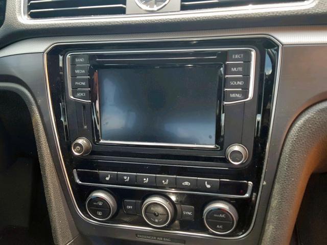 1VWDT7A38HC053160 - 2017 VOLKSWAGEN PASSAT R-L RED photo 9