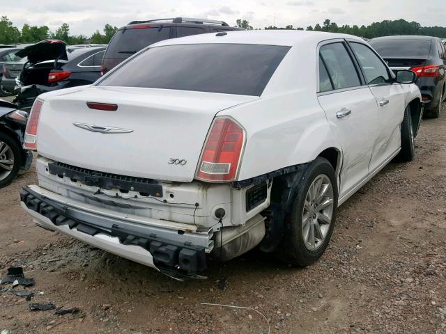 2C3CA5CG0BH519147 - 2011 CHRYSLER 300 LIMITE WHITE photo 4