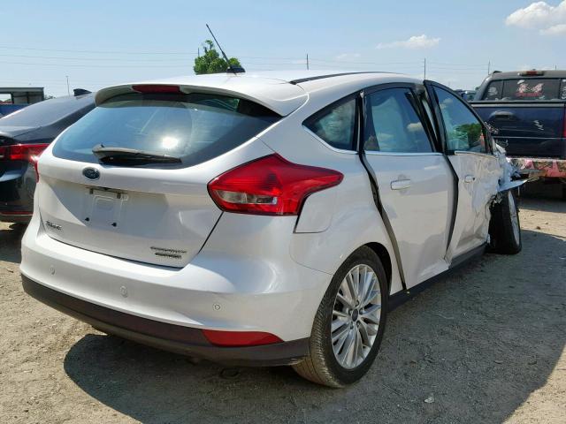 1FADP3N26GL218094 - 2016 FORD FOCUS TITA WHITE photo 4