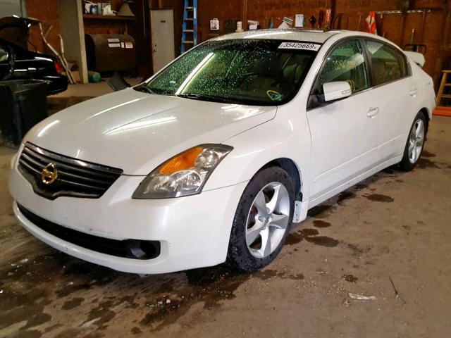 1N4BL21E08N401204 - 2008 NISSAN ALTIMA 3.5 WHITE photo 2