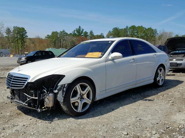 WDDNG71X67A109112 - 2007 MERCEDES-BENZ S 550 WHITE photo 2