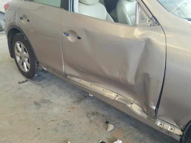 JN1AJ0HP5AM701911 - 2010 INFINITI EX35 BASE GOLD photo 9