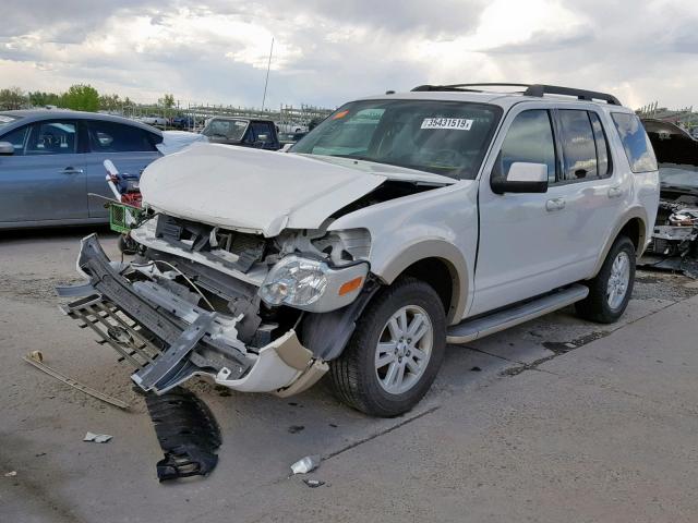 1FMEU7EE3AUA99295 - 2010 FORD EXPLORER E WHITE photo 2