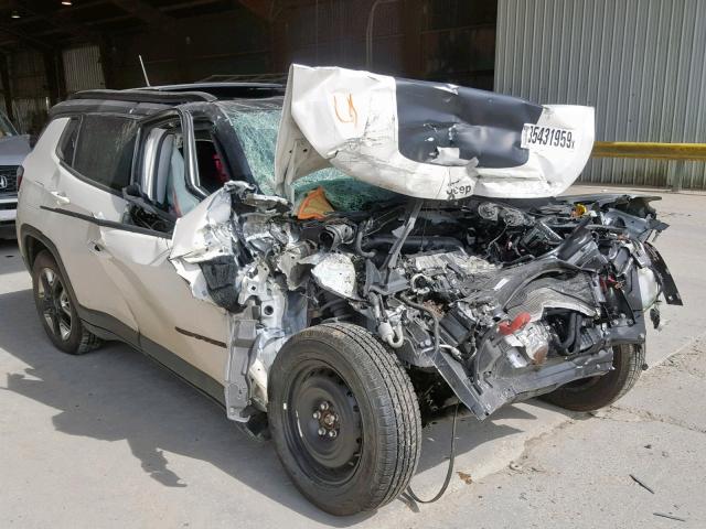 3C4NJDDB8JT239001 - 2018 JEEP COMPASS TR WHITE photo 1