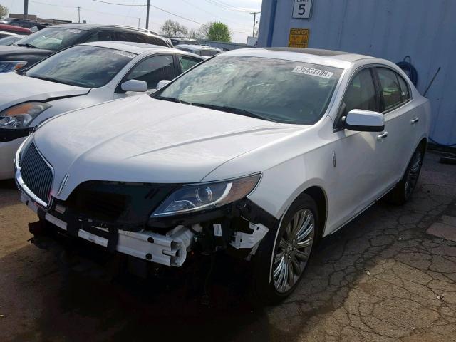 1LNHL9EK2FG606310 - 2015 LINCOLN MKS WHITE photo 2