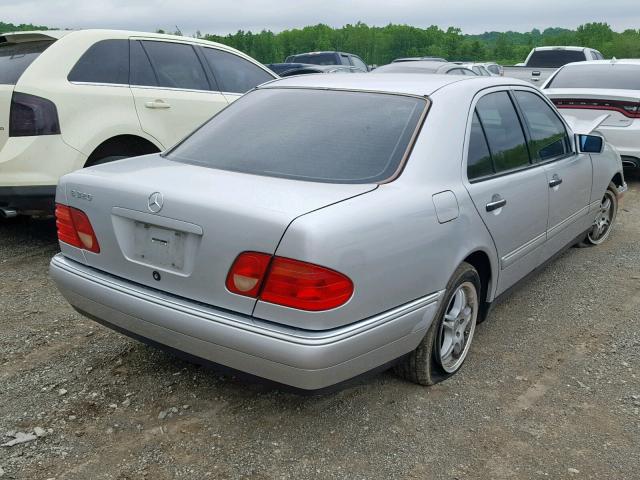 WDBJF65H5XA933528 - 1999 MERCEDES-BENZ E 320 SILVER photo 4