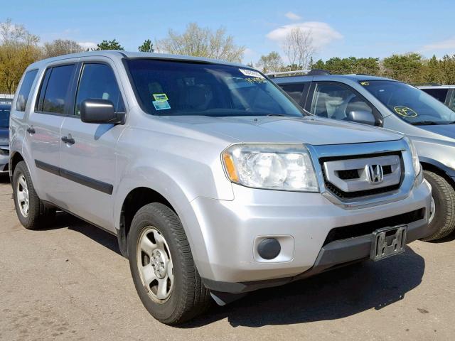 5FNYF4H25BB082181 - 2011 HONDA PILOT LX SILVER photo 1