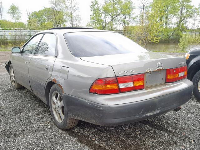 JT8BF22G6V0041347 - 1997 LEXUS ES 300 GRAY photo 3