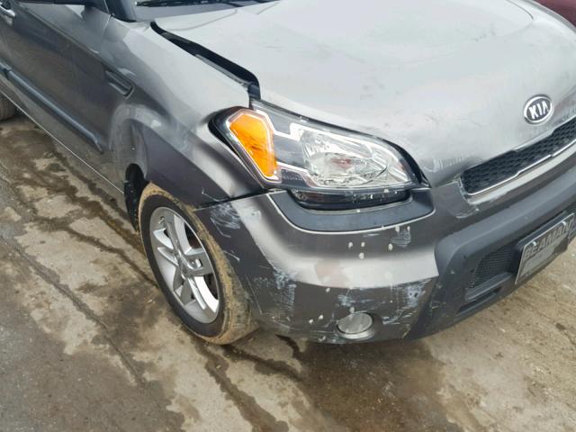 KNDJT2A26B7312115 - 2011 KIA SOUL + GRAY photo 9