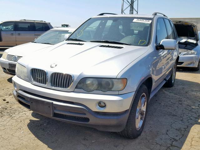 5UXFB33563LH40587 - 2003 BMW X5 4.4I SILVER photo 2