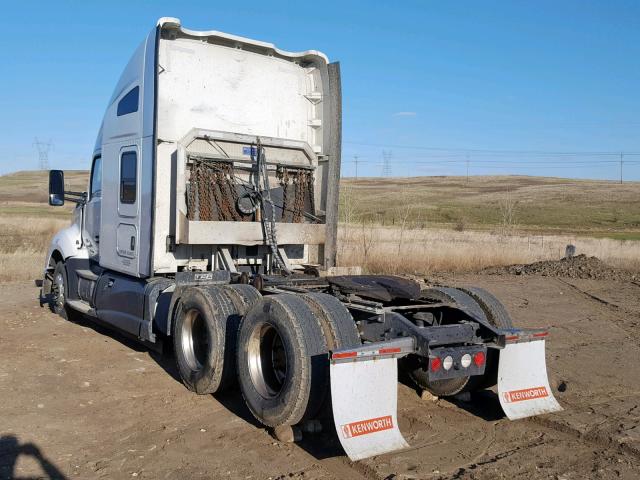 1XKYD49X4GJ475576 - 2016 KENWORTH CONSTRUCTI WHITE photo 3