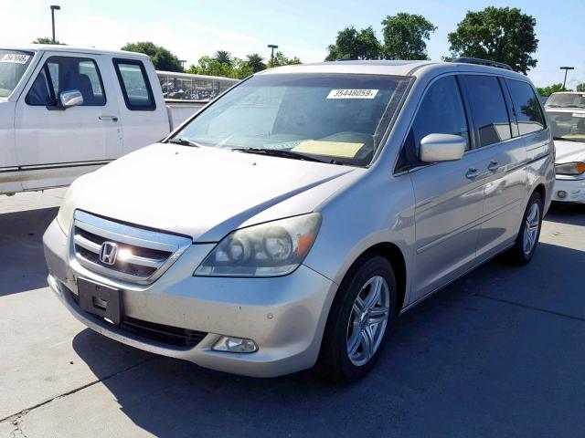 5FNRL38886B054750 - 2006 HONDA ODYSSEY TO SILVER photo 2