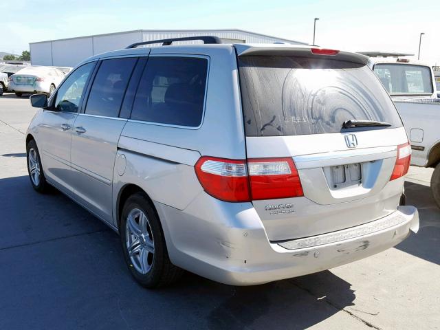 5FNRL38886B054750 - 2006 HONDA ODYSSEY TO SILVER photo 3