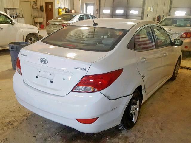 KMHCT4AE6GU943952 - 2016 HYUNDAI ACCENT SE WHITE photo 4