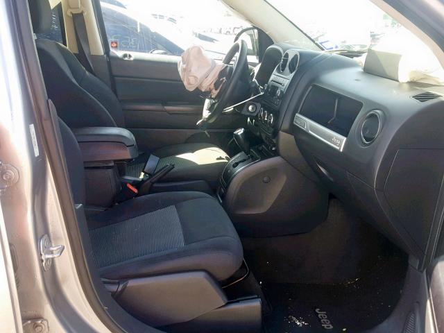 1C4NJDBB1GD686111 - 2016 JEEP COMPASS SP ვერცხლისფერი ფოტო 5