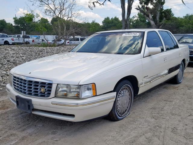 1G6KE54Y1VU276388 - 1997 CADILLAC DEVILLE DE WHITE photo 2