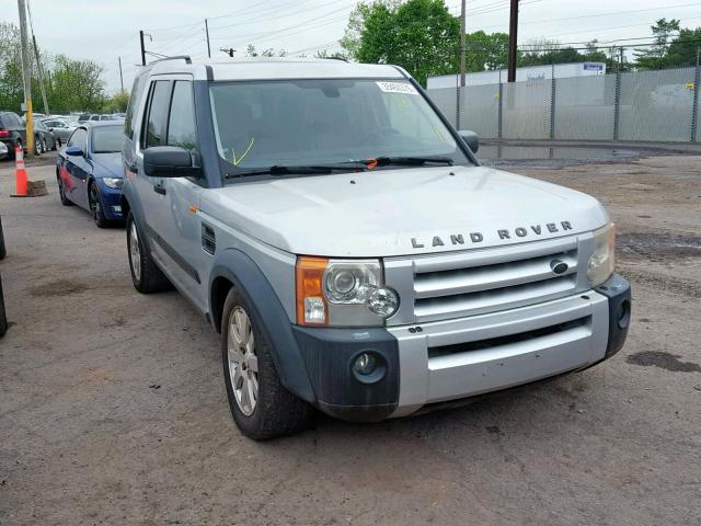 SALAA25455A301446 - 2005 LAND ROVER LR3 SILVER photo 1