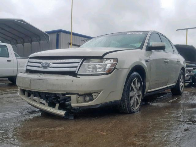 1FAHP27W78G160650 - 2008 FORD TAURUS SEL WHITE photo 2