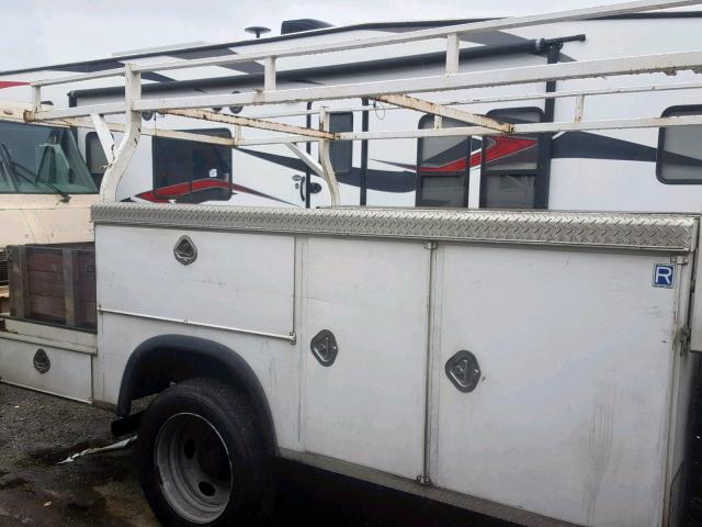 1FDAF56PX5EC58004 - 2005 FORD F550 SUPER WHITE photo 9