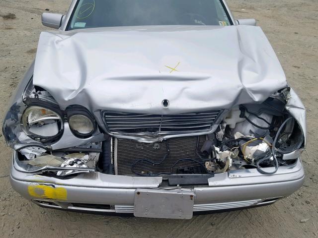 WDBJF65H4XA924626 - 1999 MERCEDES-BENZ E 320 SILVER photo 7