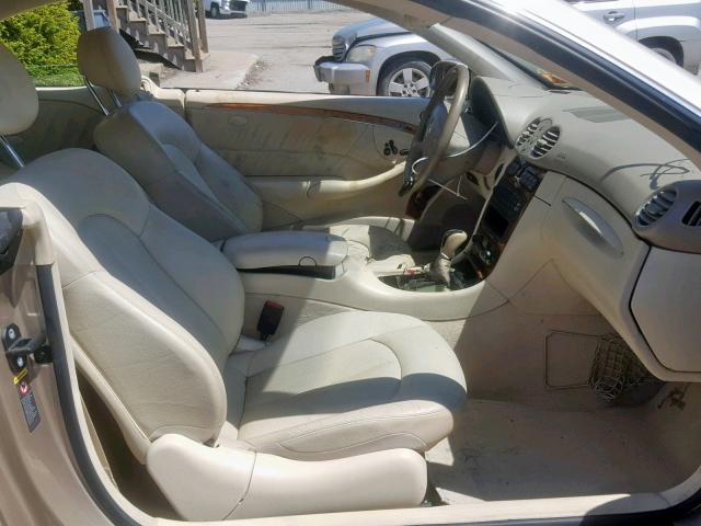 WDBTJ65J64F102435 - 2004 MERCEDES-BENZ CLK 320C TAN photo 5