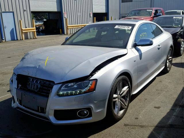 WAUVVAFR5BA074303 - 2011 AUDI S5 PRESTIG SILVER photo 2