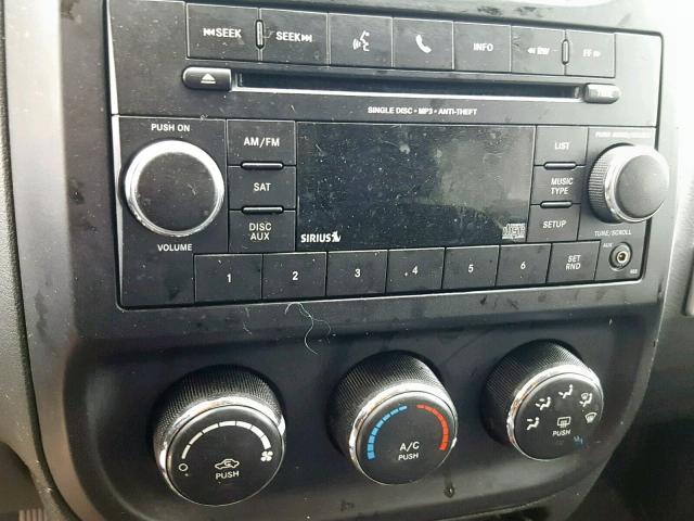 1C4NJDBB0GD723116 - 2016 JEEP COMPASS SP WHITE photo 9